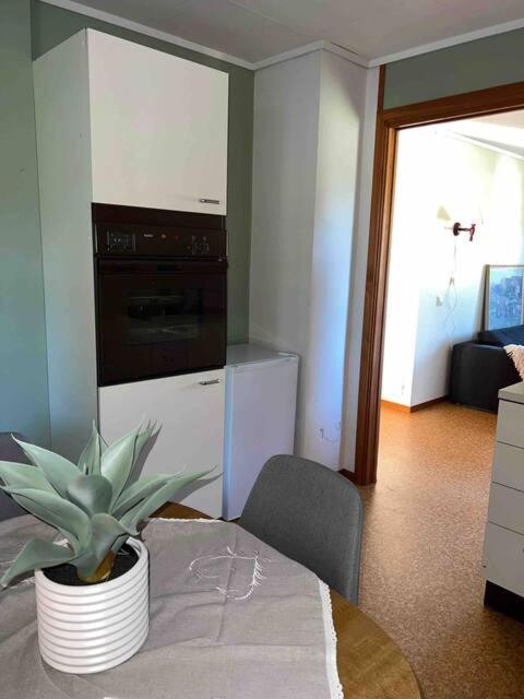Fin, Enkel Leilighet Med Nydelig Strand I Naerheten Appartement Amdals Verk Buitenkant foto
